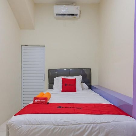 Reddoorz Near Trans Studio Bandung 3 Exterior photo